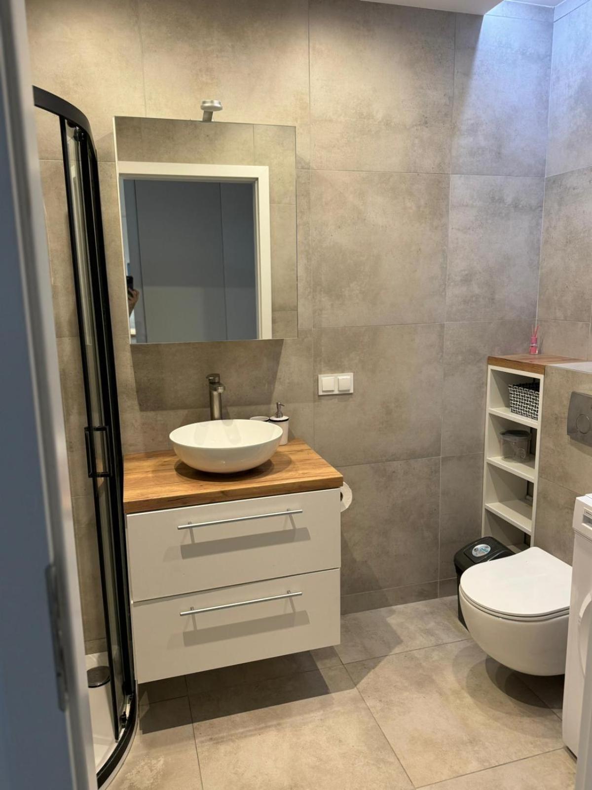 Sky Tower Self Check In 1 Bedroom Apartment 제수프 외부 사진