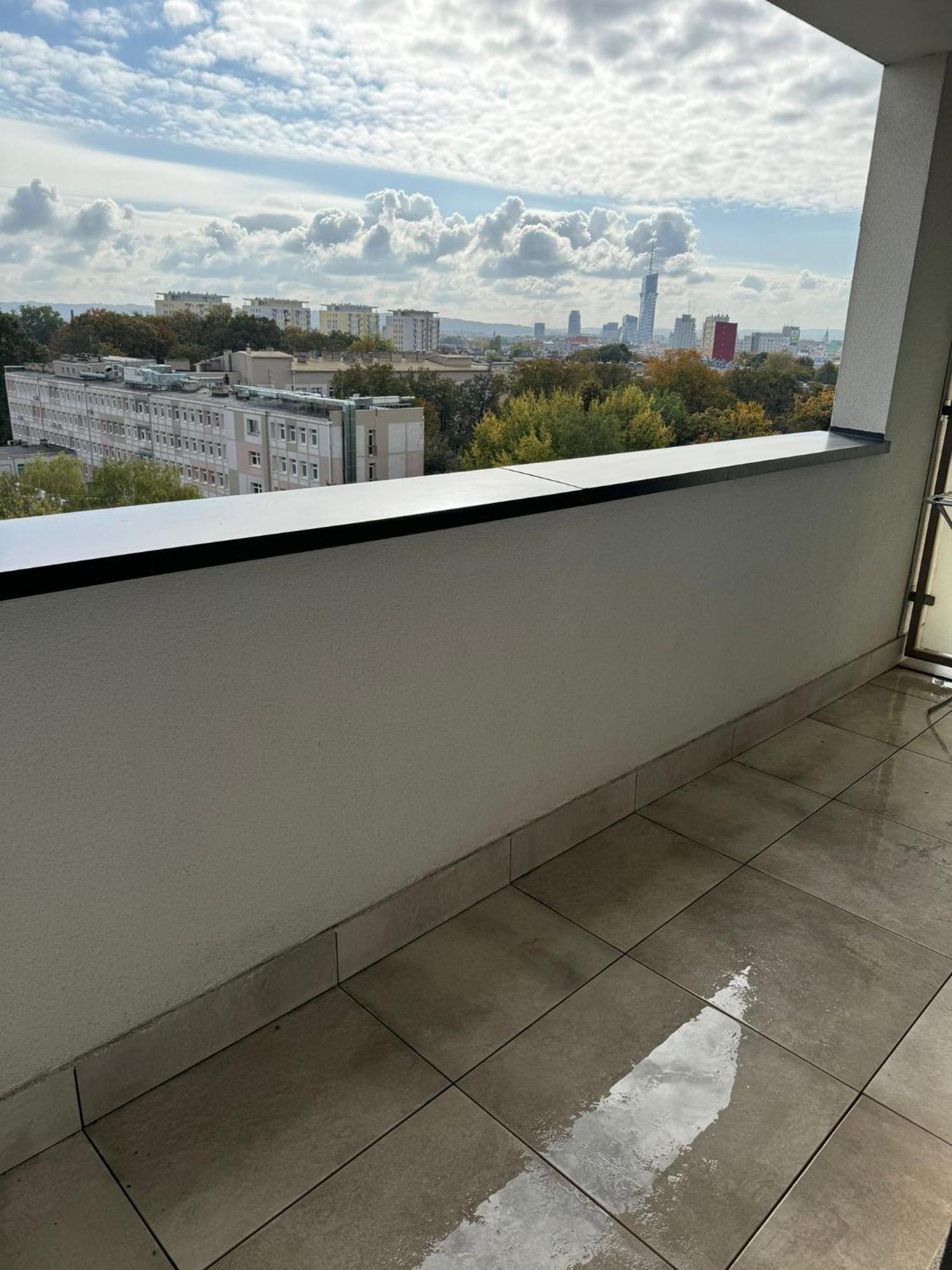 Sky Tower Self Check In 1 Bedroom Apartment 제수프 외부 사진
